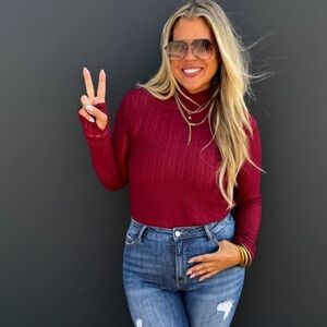 Blakeley Porsha Lace Top NWT